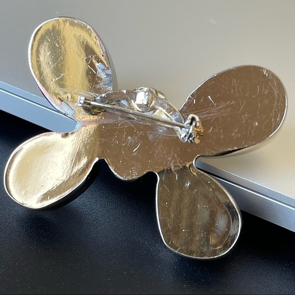 Vintage silver color butterfly abstract futuristic shape special Design brooch - Picture 10 of 11